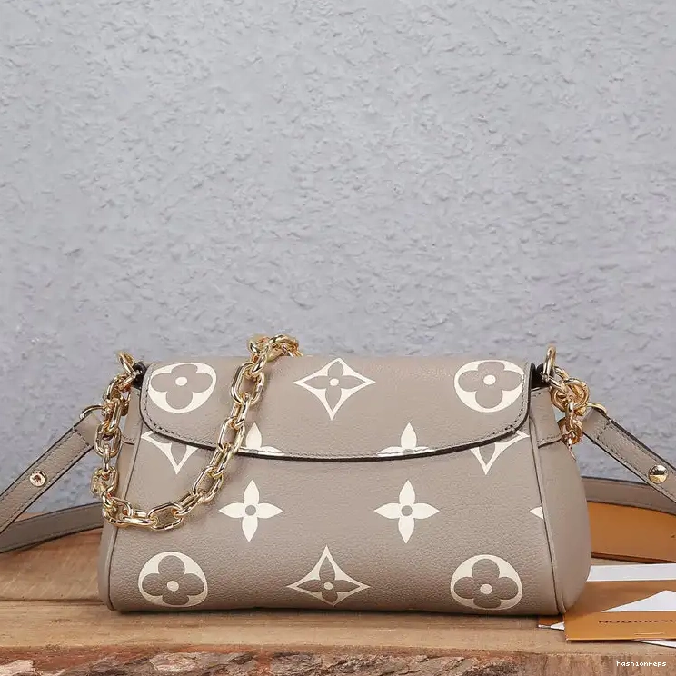 Fashionrepsfam ru Bag 2109YA0156 LV 0729
